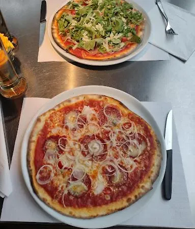 Bright Renovated Studio - 1 Min From The Slopes!