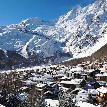 Bright Renovated Studio - 1 Min From The Slopes! Apartamento